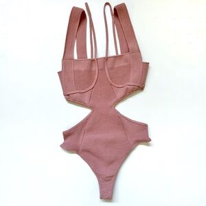 REVOLVE Kameron Knit Bodysuit in Rosy Nude
Michael Costello size: XSmall